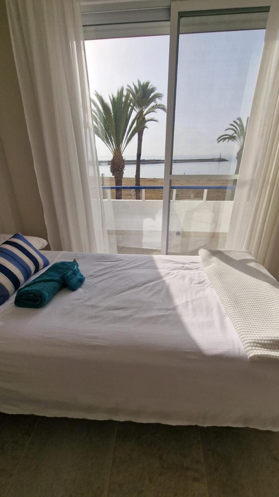 Beachfront Vila 발렌시아 외부 사진